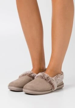 Skechers Cozy Campfire - Pantoffels - Dark Taupe
